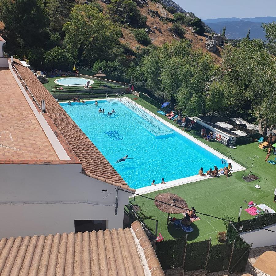 El Mirador De La Sierra Apartment Benaocaz Luaran gambar